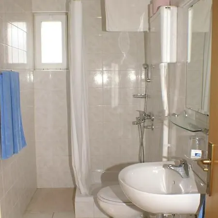 Πανσιόν Double Zuljana 3163d 3*